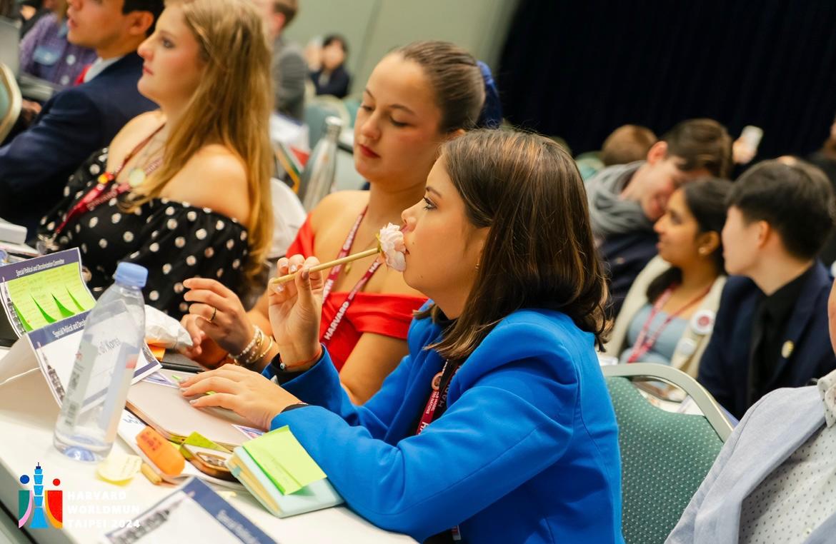 LA Next – Student Solutions Forum